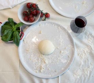 Cooking-Lab-food-experience;-migliori-pizzerie-napoletane-Roma;-pizza-napoletana